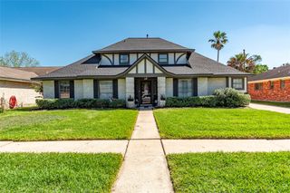 16426 Locke Haven Drive, Houston, TX 77059