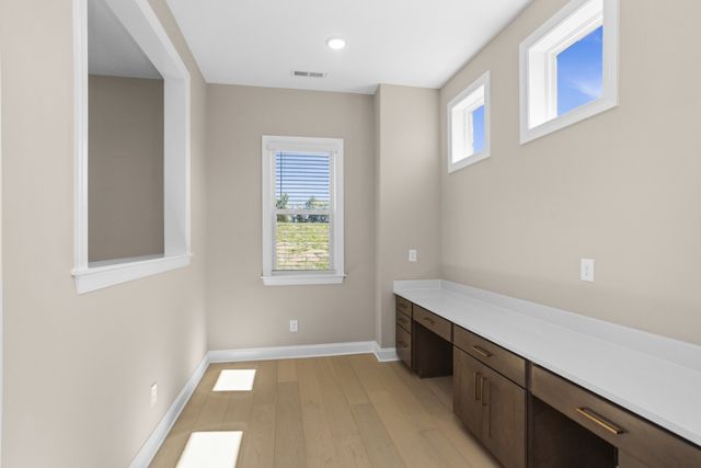 5957 Hunt Valley Drive, Spring Hill, TN 37174