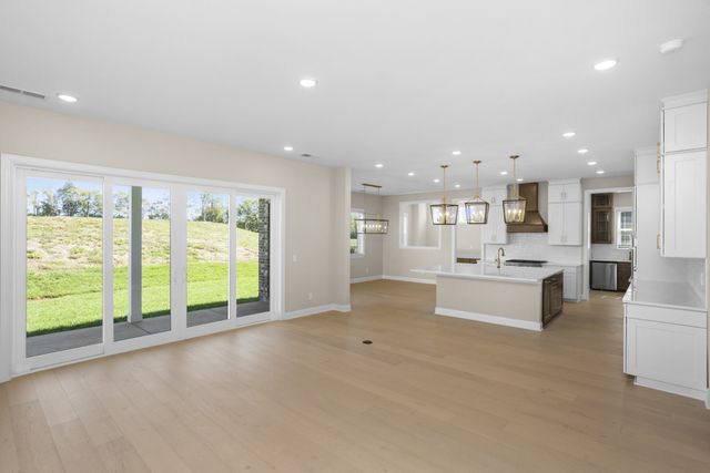 5957 Hunt Valley Drive, Spring Hill, TN 37174