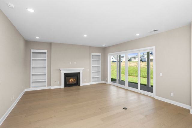 5957 Hunt Valley Drive, Spring Hill, TN 37174