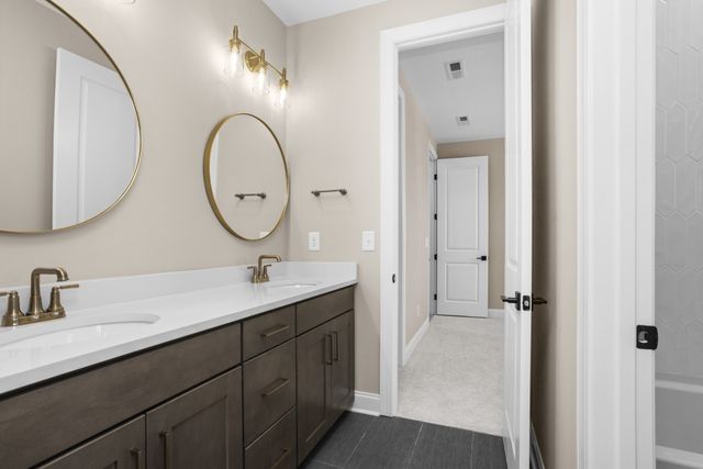 5957 Hunt Valley Drive, Spring Hill, TN 37174