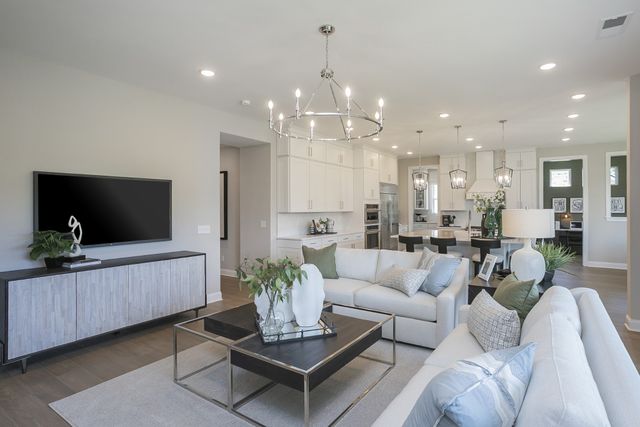 5957 Hunt Valley Drive, Spring Hill, TN 37174