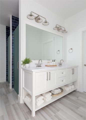 11372 Starfish Drive, Galveston, TX 77554