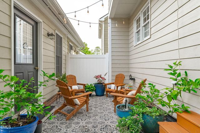 211 Madison Grove Place, Cary, NC 27519