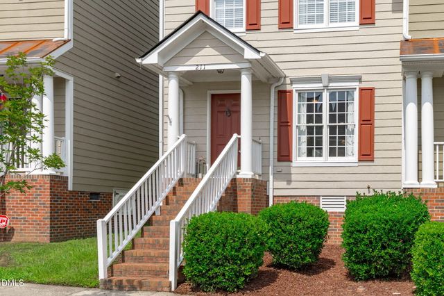 211 Madison Grove Place, Cary, NC 27519