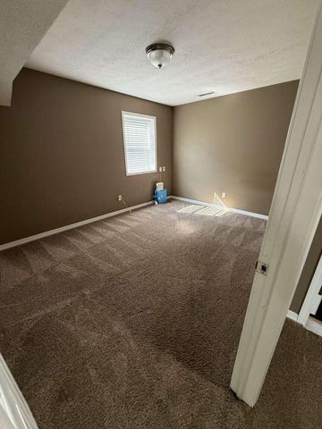 510 E Grace Street, Republic, MO 65738