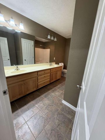 510 E Grace Street, Republic, MO 65738