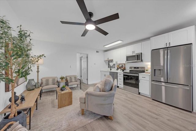 224 6TH AVENUE N 5, St Petersburg, FL 33701