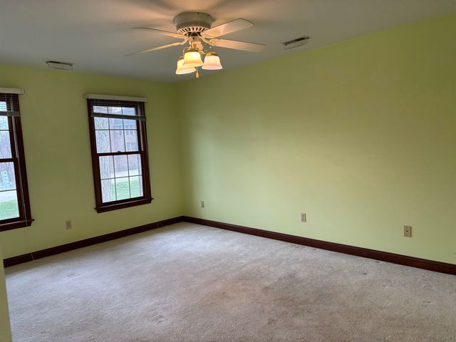 22 Briarcliff Drive, Huntington, WV 25704