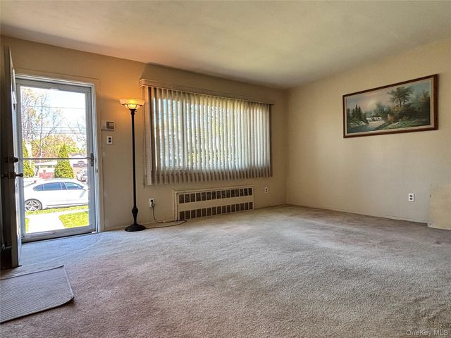 245 Garden Street, Westbury, NY 11590