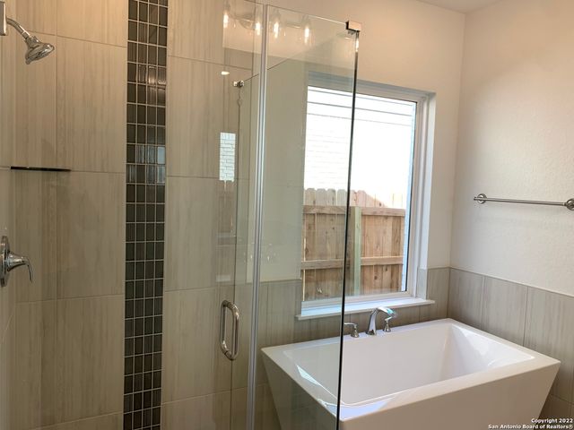 1048 Easy Gruene, New Braunfels, TX 78130