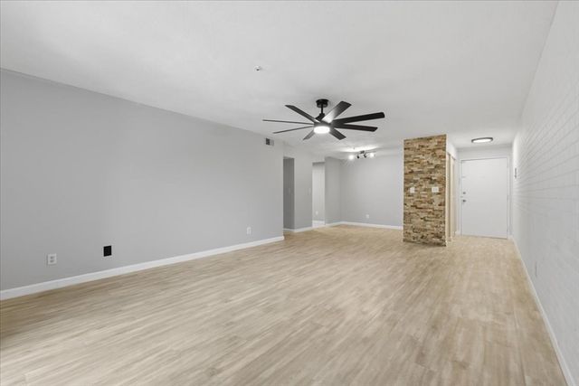 232 Canton St 308, Randolph, MA 02368
