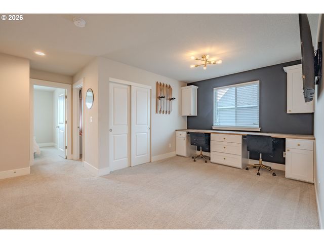 8738 N 1ST St, Ridgefield, WA 98642