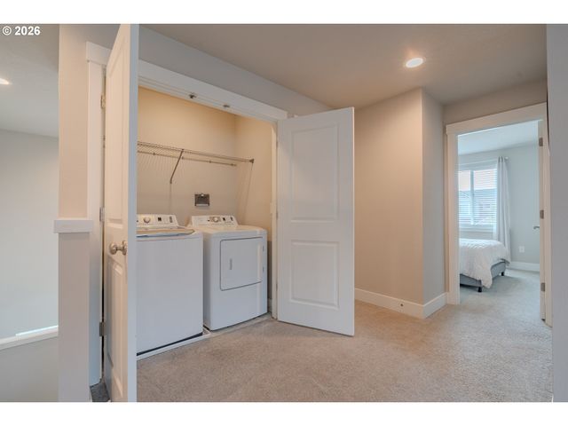 8738 N 1ST St, Ridgefield, WA 98642