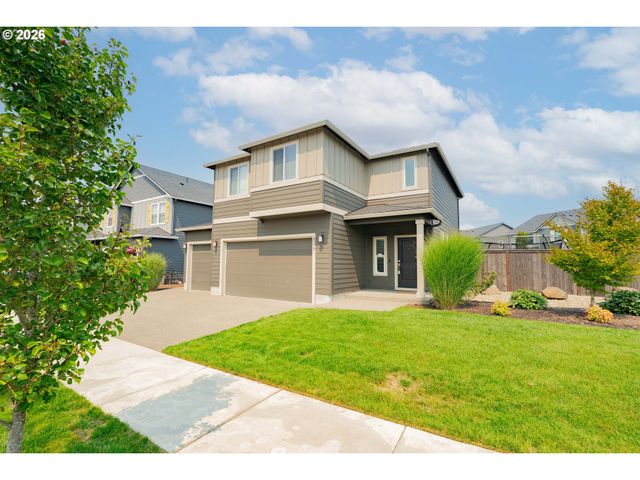 8738 N 1ST St, Ridgefield, WA 98642