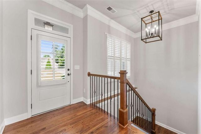 5420 Fishermans Cove, Gainesville, GA 30506