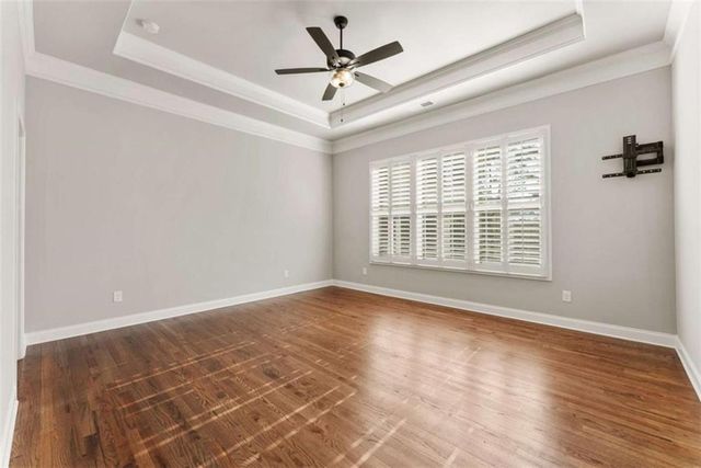5420 Fishermans Cove, Gainesville, GA 30506