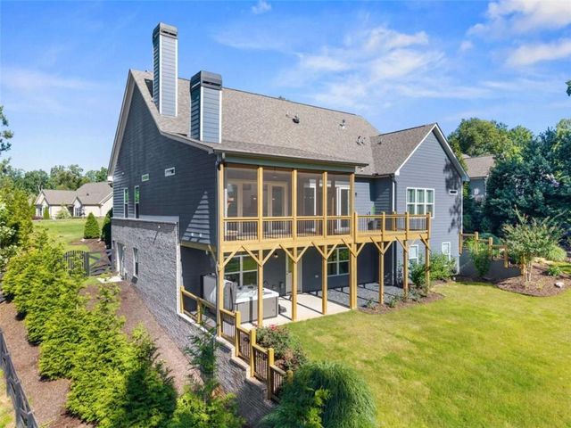 5420 Fishermans Cove, Gainesville, GA 30506