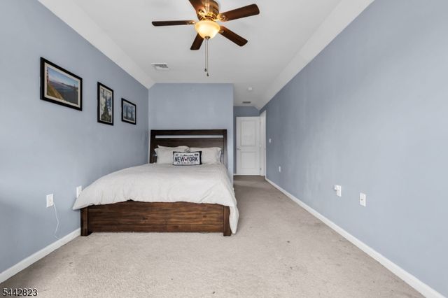 504 Lopez Ln, Morris Plains Boro, NJ 07950
