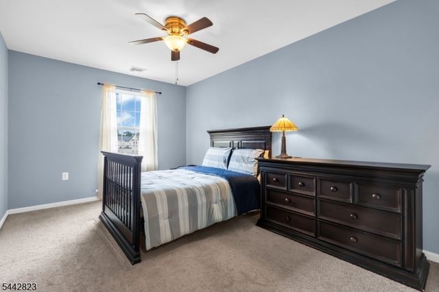 504 Lopez Ln, Morris Plains Boro, NJ 07950