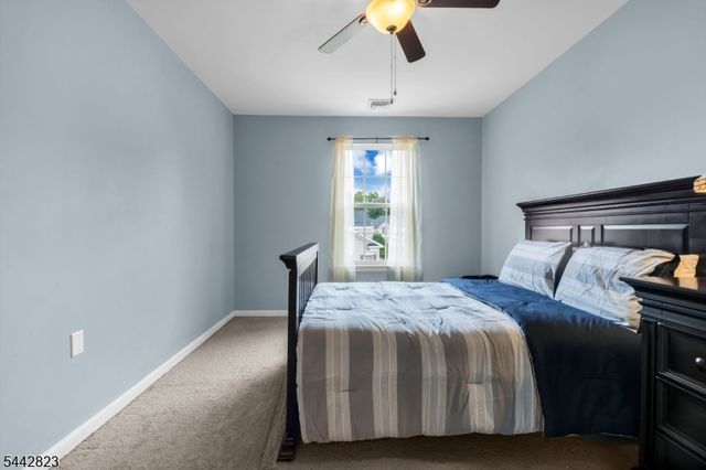 504 Lopez Ln, Morris Plains Boro, NJ 07950