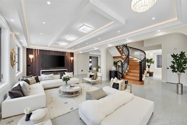 2481 Putnam Drive, East Meadow, NY 11554