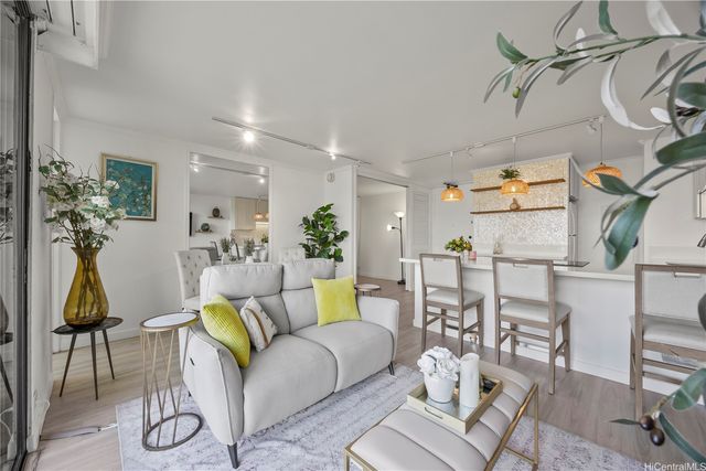 320 Liliuokalani Avenue 1905, Honolulu, HI 96815