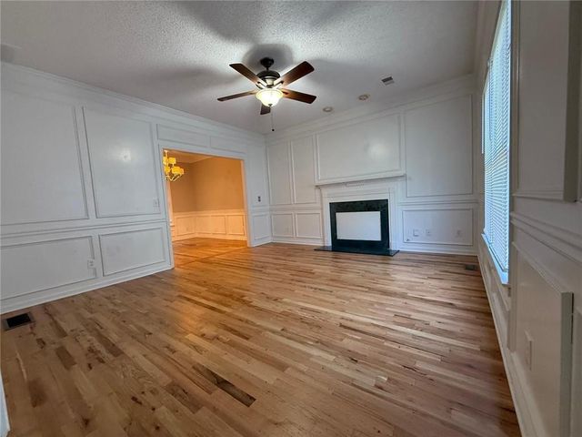 5697 Frontier Walk Lane, Buford, GA 30518