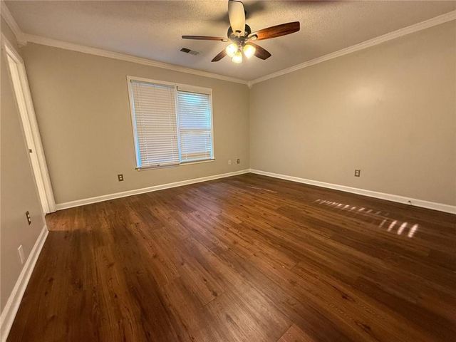 5697 Frontier Walk Lane, Buford, GA 30518