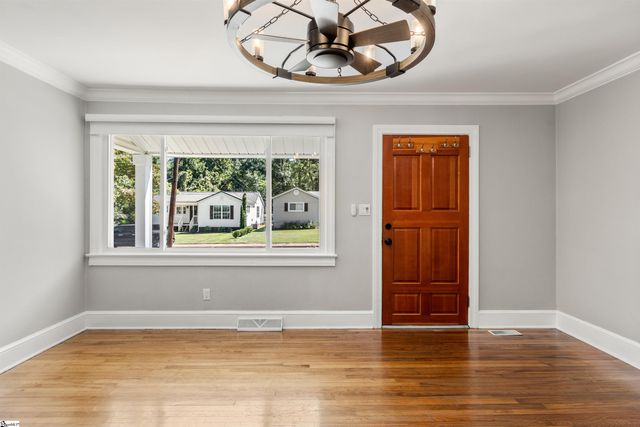 4 Druid Street, Greenville, SC 29609