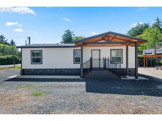 63932 DALLAIRE Dr, Coos Bay, OR 97420