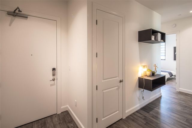 1211 Caroline Street 1401, Houston, TX 77002