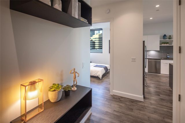 1211 Caroline Street 1401, Houston, TX 77002