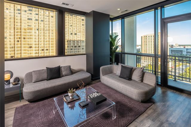 1211 Caroline Street 1401, Houston, TX 77002