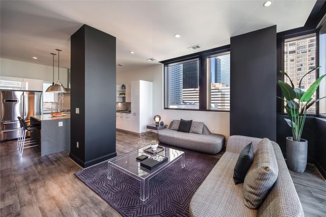 1211 Caroline Street 1401, Houston, TX 77002