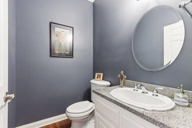 18160 Kestrel COURT, Brookfield, WI 53045