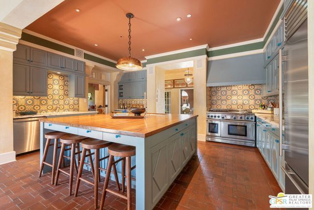 1650 Avenida Sevilla, Palm Springs, CA 92264