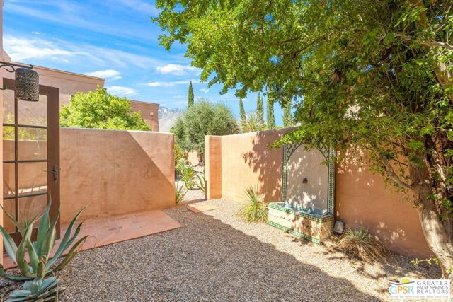 1650 Avenida Sevilla, Palm Springs, CA 92264