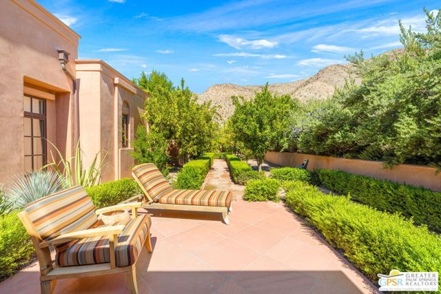1650 Avenida Sevilla, Palm Springs, CA 92264
