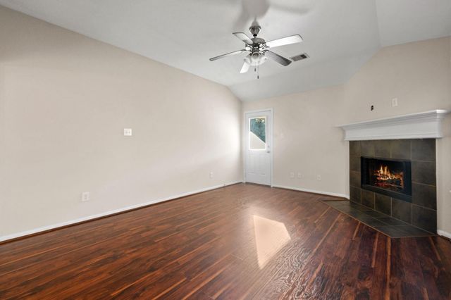 3031 E Lockeridge Village Drive, Spring, TX 77386