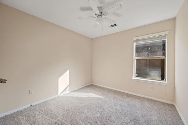 3031 E Lockeridge Village Drive, Spring, TX 77386