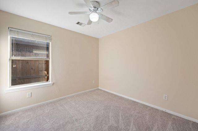 3031 E Lockeridge Village Drive, Spring, TX 77386