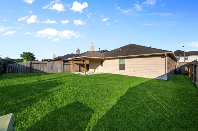 3031 E Lockeridge Village Drive, Spring, TX 77386