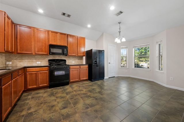 3031 E Lockeridge Village Drive, Spring, TX 77386