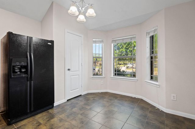3031 E Lockeridge Village Drive, Spring, TX 77386