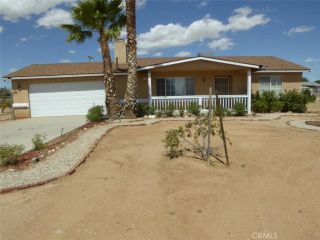 10819 Nambe Road, Apple Valley, CA 92308