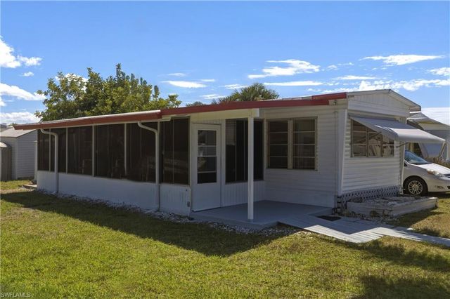 20511 Anchor DR, Estero, FL 33928