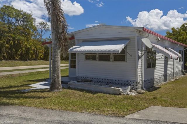 20511 Anchor DR, Estero, FL 33928