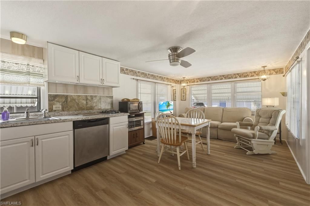 20511 Anchor DR, Estero, FL 33928