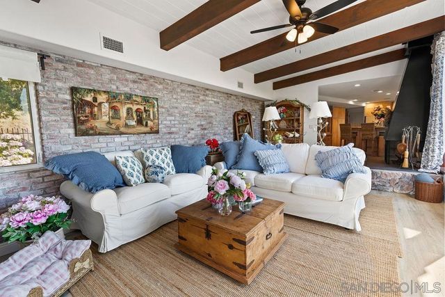 720 Sky Mountain Lane, Alpine, CA 91901